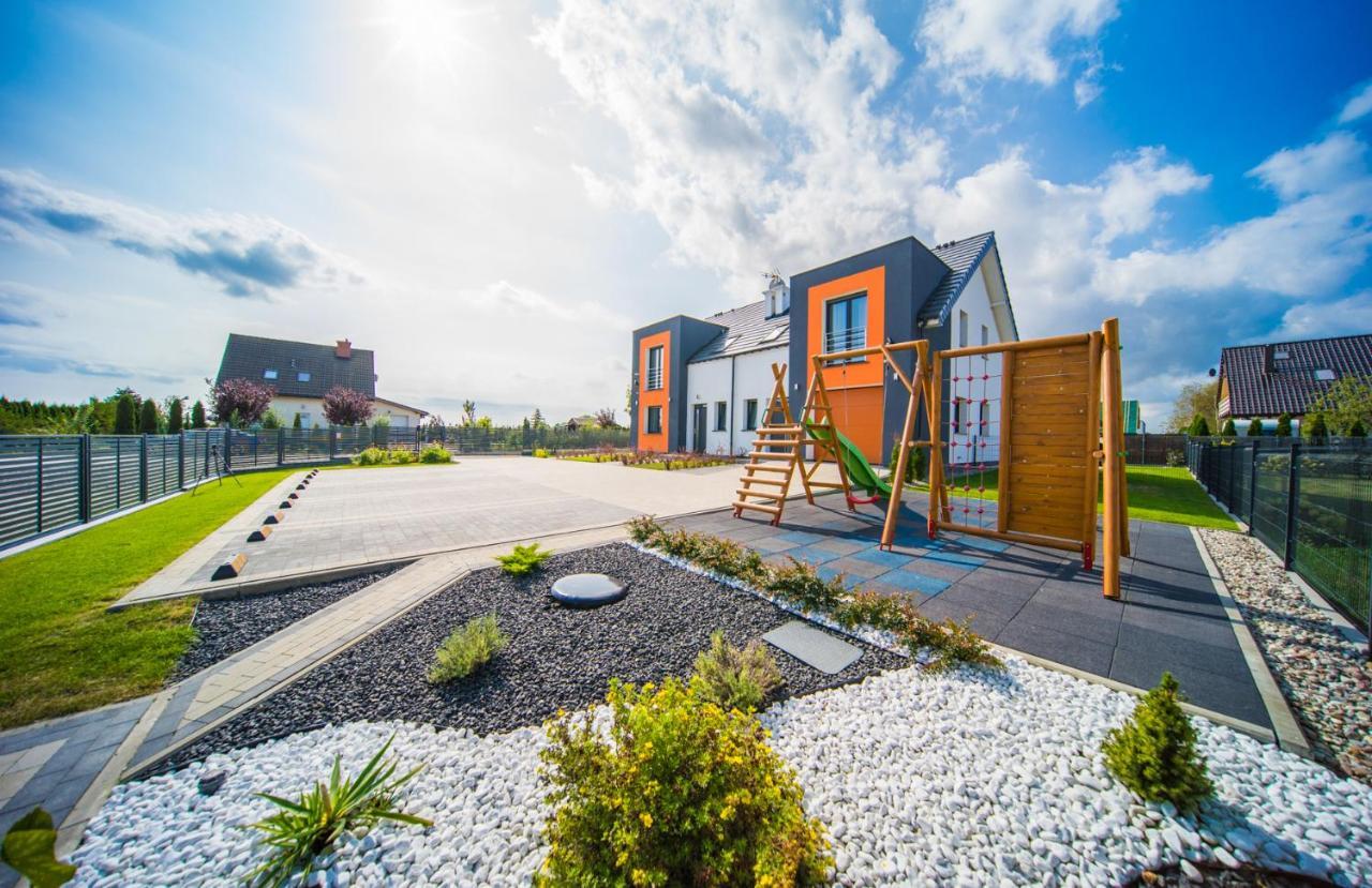 Dom Wakacyjny Katamaran Międzywodzie Exterior foto